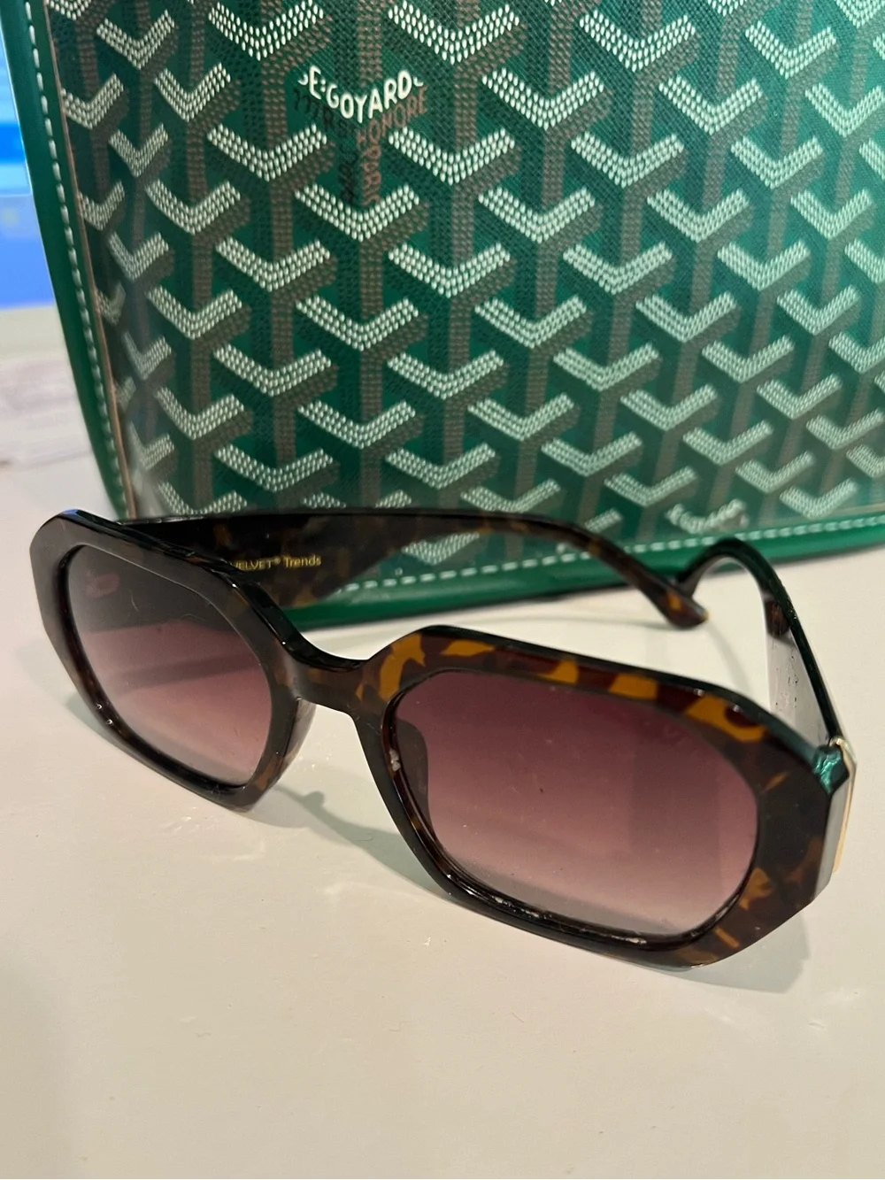 Velvet Tortoiseshell Oversized Sunglasses Gradient Lenses